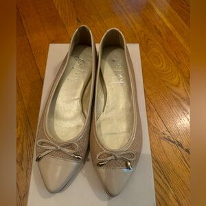 French sole NY ballet flat. Size 7